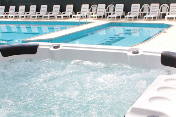 media.Gallery-Piscina-01-Hotel-Sahara-Milano-Marittima