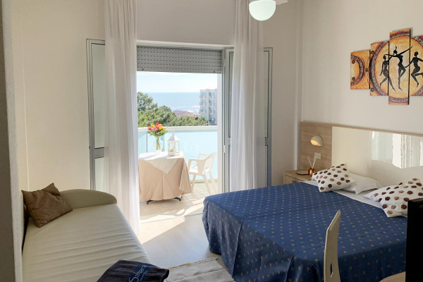 media.Gallery-Camere-07-Hotel-Sahara-Milano-Marittima